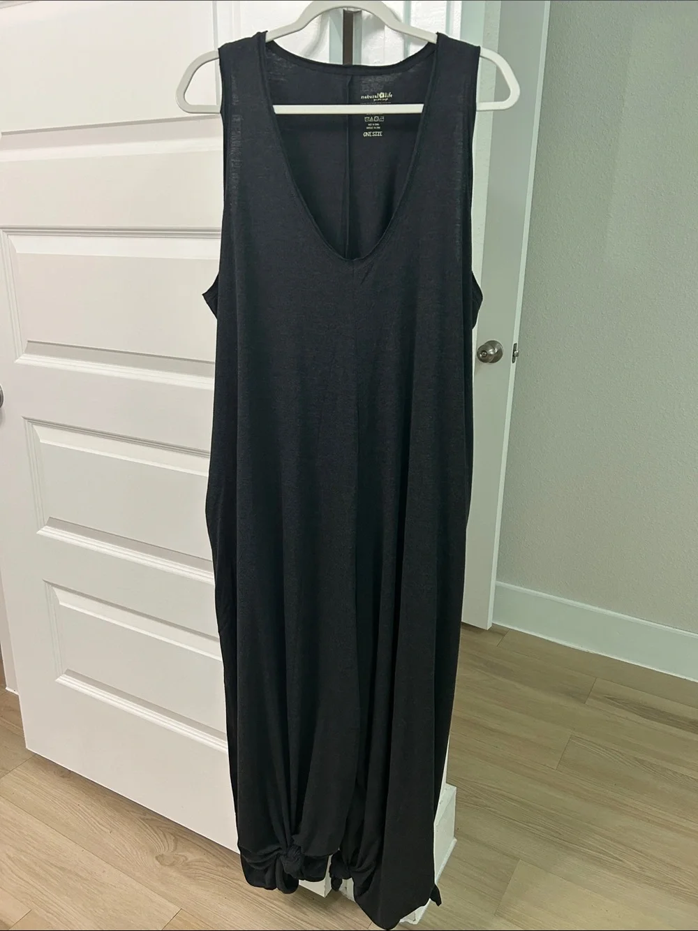 NWOT Natural Life one size Wide-Leg V-Neck Jumpsuit - Picture 2 of 10